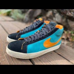 Nike SB Blazers. Chlorine blue/Bright ceramic.